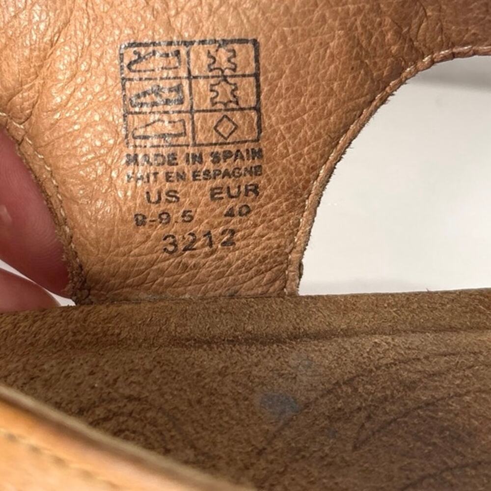 Taos Universe Camel Leather Sandals Womens Size 9.5 Strappy Comfort Wedge - Picture 9 of 9